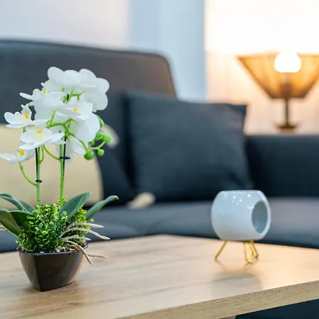Elia Garden Apartment *